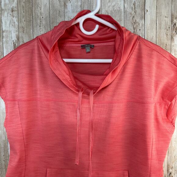 T by Talbots Active Top Women L Cowl Neck Short Sleeve Split Hem Kangaroo Pocket - Picture 3 of 7